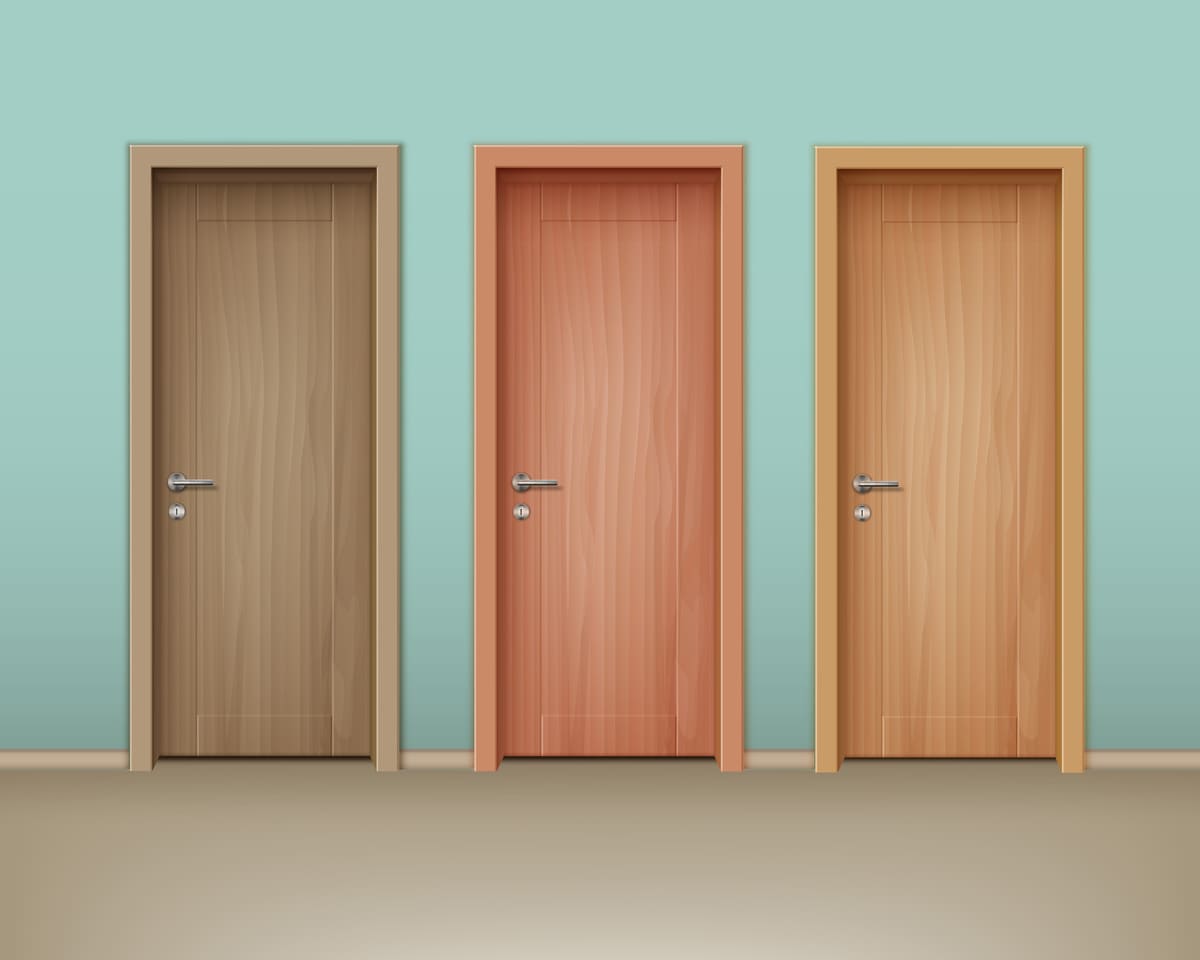 Cuidados essenciais para manter portas de madeira bonitas e duráveis